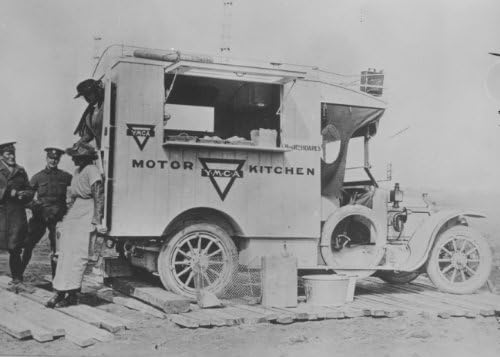בתחילת המאה העשרים המאה העשרים מטבח מנוע צבא של גברת Hoares YMCA Vintage Black & Whit G7