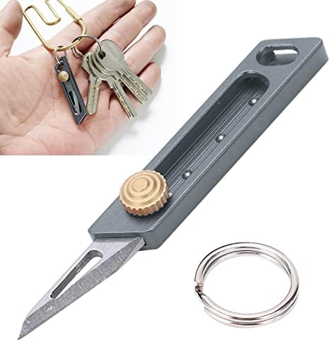 חותך תיבות מחזיק מפתחות קומפקטי עם להב נשלף - סכין מיני לפתיחת חבילה ואותיות בעיצוב אפור מלוטש