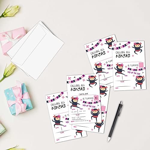 Tirywt Pink Ninjas הנושא הזמנות ליום הולדת, קוראים לכל הנינג'ות, הזמנות למסיבת יום הולדת בסגנון מילוי עם מעטפות