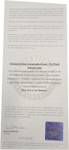מייקל ג ' ורדן חתם על מגזין אתלון ספורט פרו כדורסל-מגזיני אנ. בי. איי חתומים